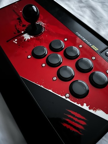 Madcatz fightstick pro - madcatz,