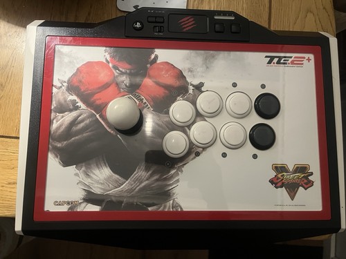 Madcatz street fighter - street,