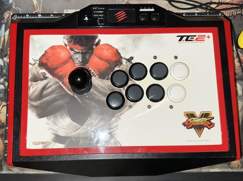 Mad catz street fighter - catz, v